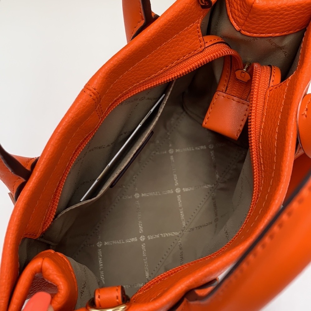 Michael Kors Mirella Small Pebbled Leather Crossbody Top Zip XBODY Bag Poppy NWT - Picture 11 of 15